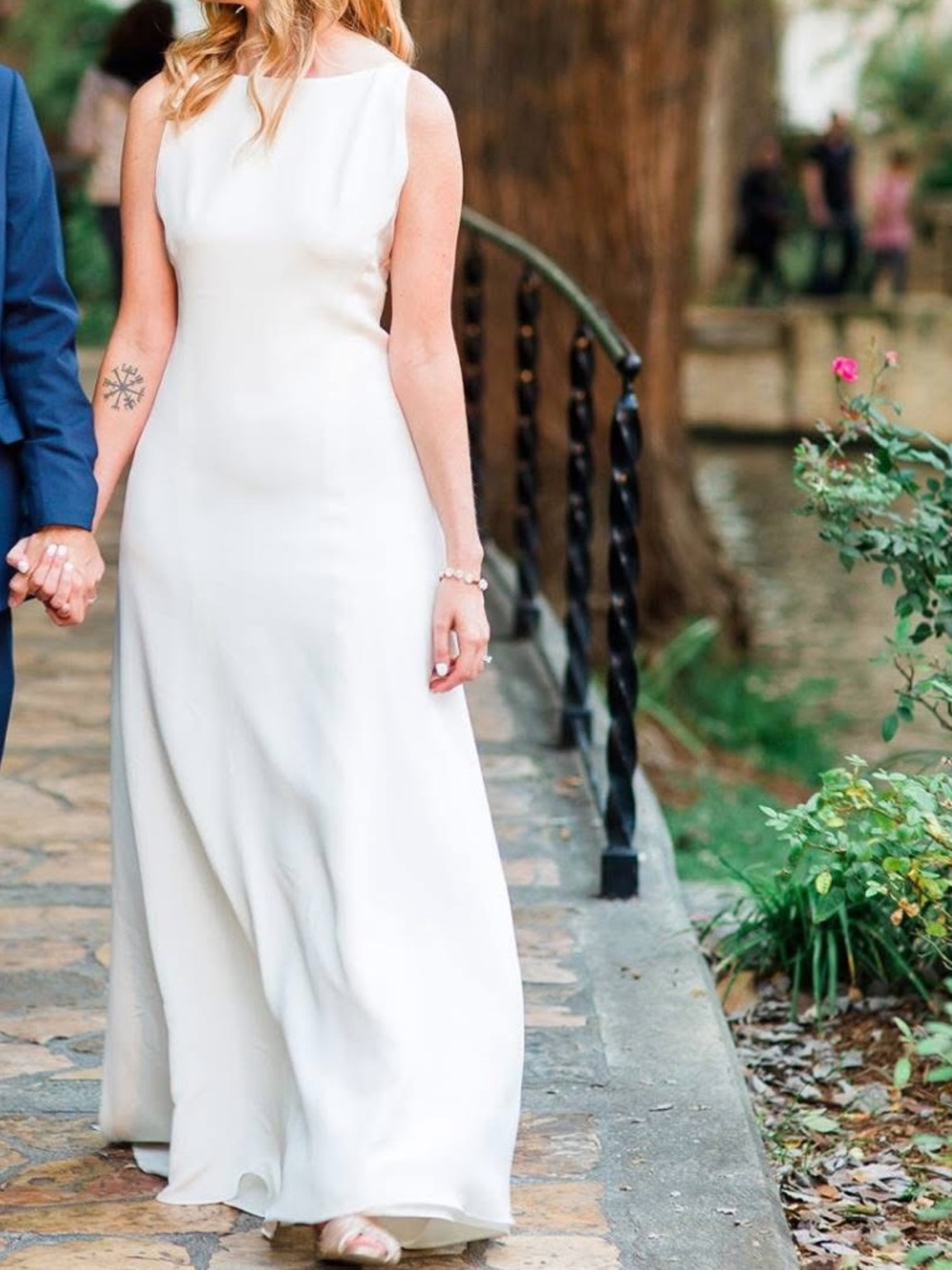 Elegant White Bridal A-Line Wedding Dress - Picture 5 of 5